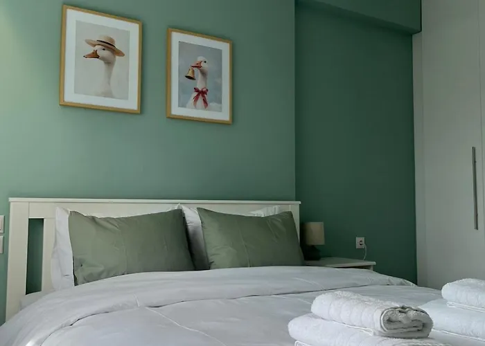 White Mint Apartment *